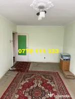 Apartament 2 camere decomandat, bld. Dorobantilor, etaj 3.