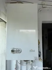 Apartament 2 camere decomandat, bld. Dorobantilor, etaj 3. 