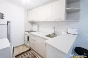 Corp de casa, proprietate tip studio, gata de mutat, Central 