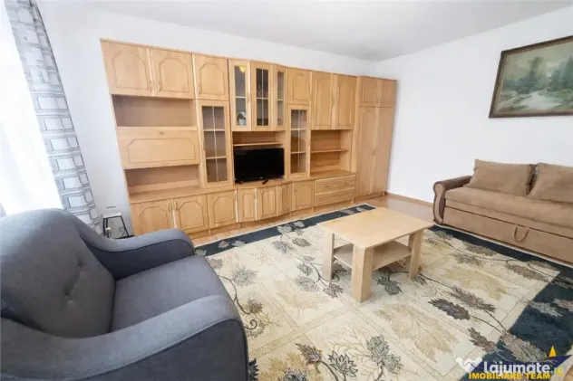 Corp de casa, proprietate tip studio, gata de mutat, Central - Brasov (Brasov)
