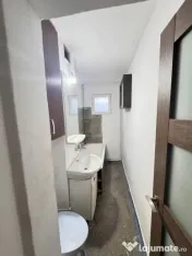 Apartament 3 camere de vânzare în KM 4-5, Constanța