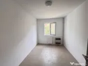 Apartament 3 camere de vânzare în KM 4-5, Constanța