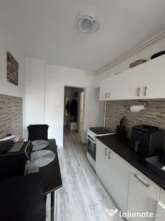 Apartament cu 2 camere Vlahuta - Brasov (Brasov)