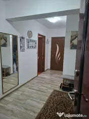 Unirii, 3 camere, etaj 5 