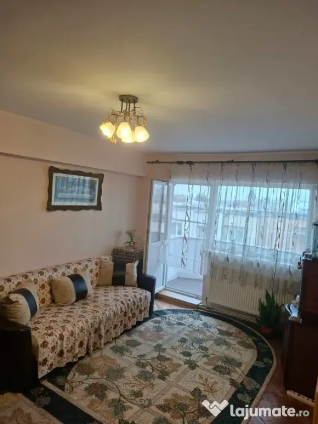 Unirii, 3 camere, etaj 5 - Baia Mare (Maramures)