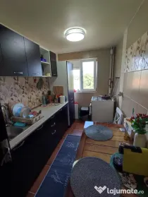 Apartament cu 2 camere de vanzare in Ploiesti - Zona 9 Mai