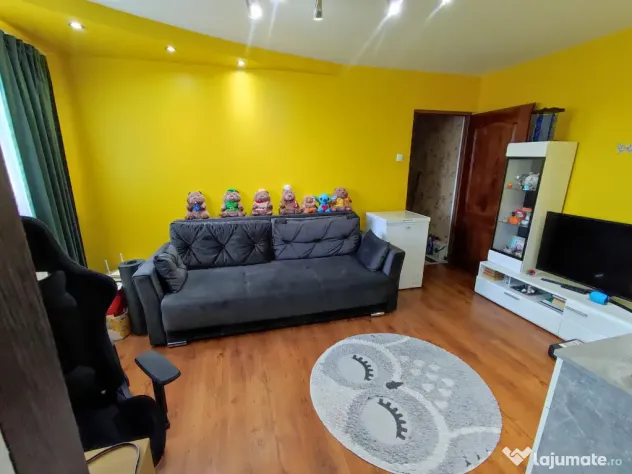 Apartament cu 2 camere de vanzare in Ploiesti - Zona 9 Mai