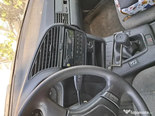Bmw e36/ Pisicuta