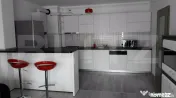 Ap de inchiriat cu 2 camere, parcare subterana, LA 5 MINUT 