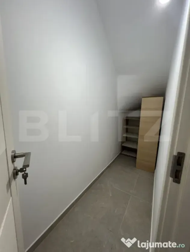 Casă cu etaj, 144 mp, curte 5 ari – Cartier Subcetate - Bistrita (Bistrita-Nasaud)