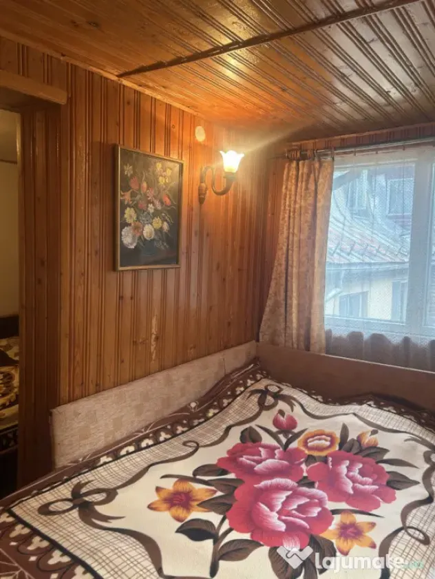 Oportunitate: Pensiune turistică acreditată + Vilă indivi - Busteni (Prahova)