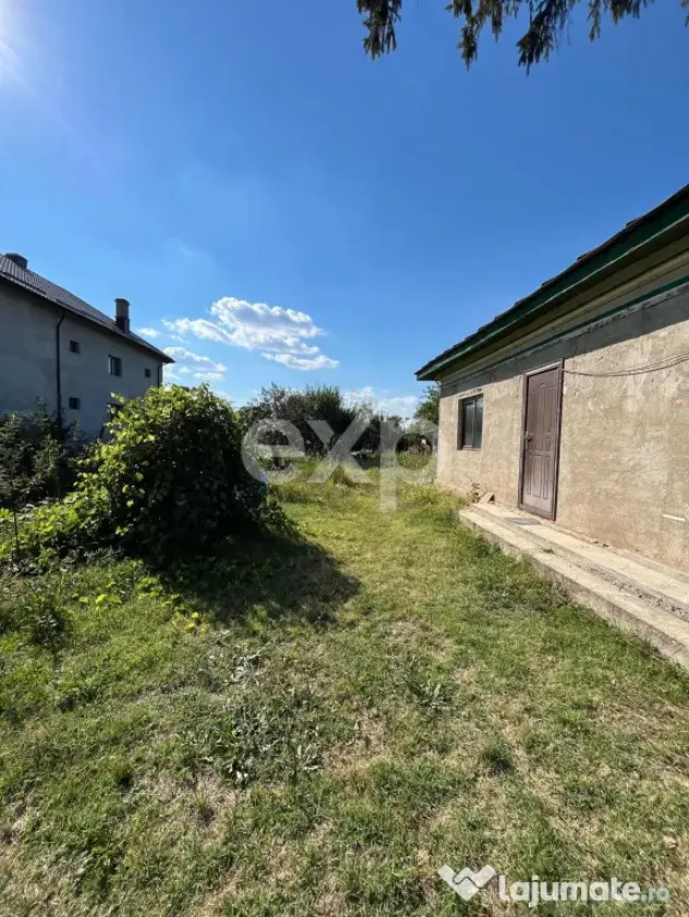 COMISION 0 Vanzare casa + teren 668 mp de renovat Greci Damb - Greci (Dambovita)