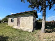 COMISION 0 Vanzare casa + teren 668 mp de renovat Greci Damb 