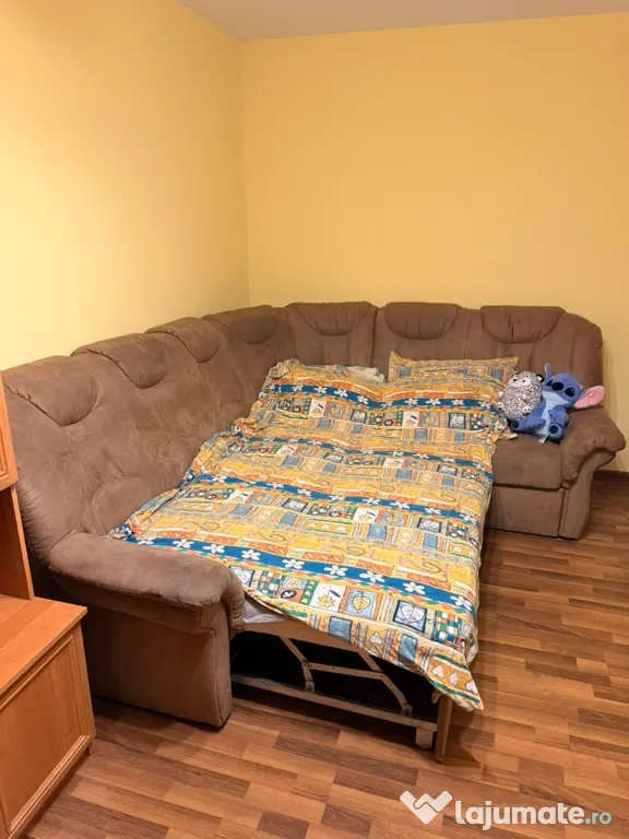 Vând colțar extensibil maro