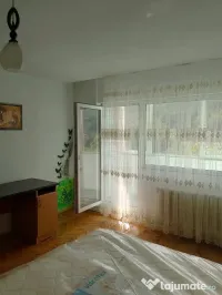 Închiriez garsonieră spațioasă 44 mp, mobilată – zona Dărmănești 