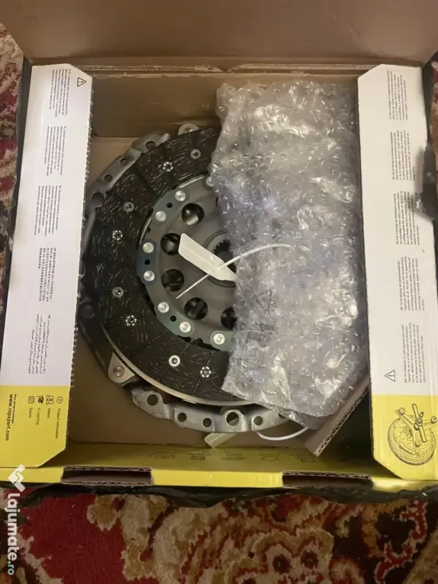 Vând Kit ambreiaj luk nou M47 e90 e60 e46 ocazie