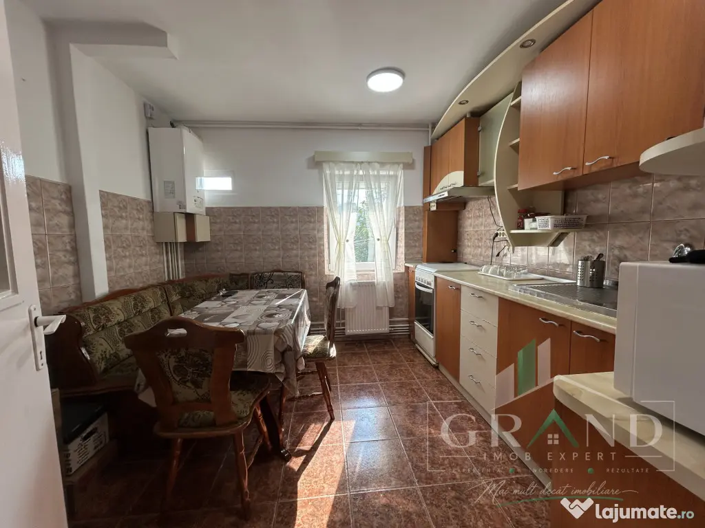 Apartament de închiriat 2 camere decomandate, Manastur - Cluj-Napoca (Cluj)