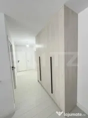 Apartament 2 camere, parcare, zona Sesul de sus 