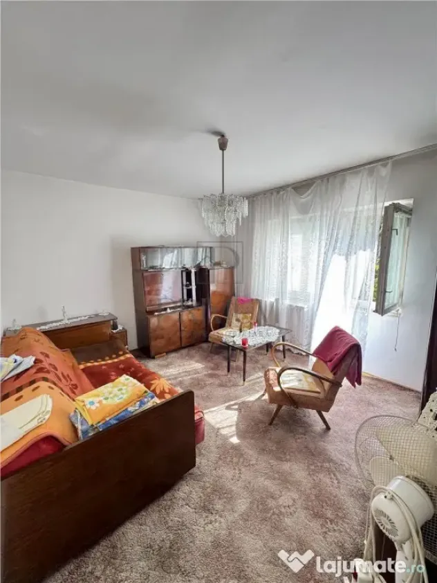 Bucovina, 2 Camere, Decomandat, Etaj 1 - Timisoara (Timis)