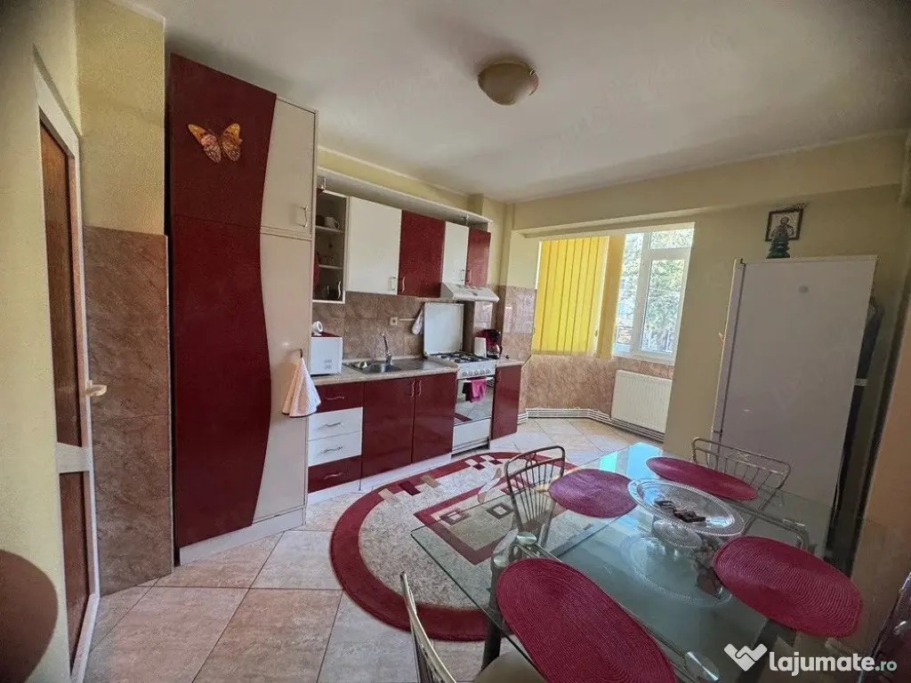 De inchiriat apartament cu 2 camere, etaj 1, Siderurgistilor, 450 E - Galati (Galati)