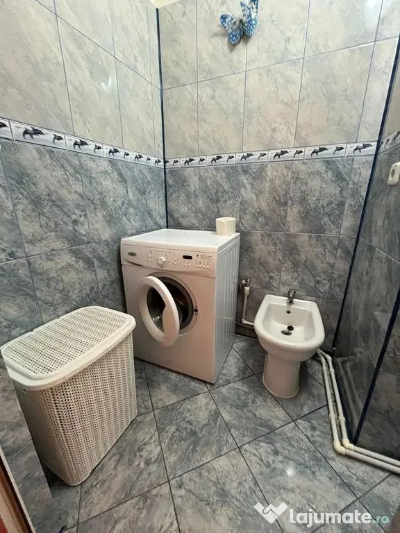 De inchiriat apartament cu 2 camere, etaj 1, Siderurgistilor, 450 E - Galati (Galati)