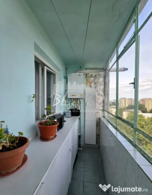 Apartament 5 camere situat in Zona Tomis Nord- Str. Cismelei - Constanta (Constanta)