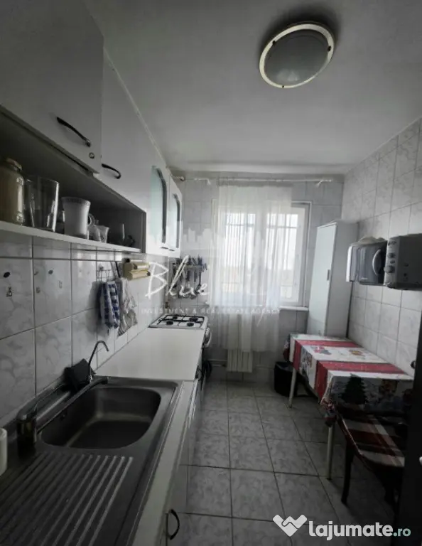 Apartament 5 camere situat in Zona Tomis Nord- Str. Cismelei - Constanta (Constanta)