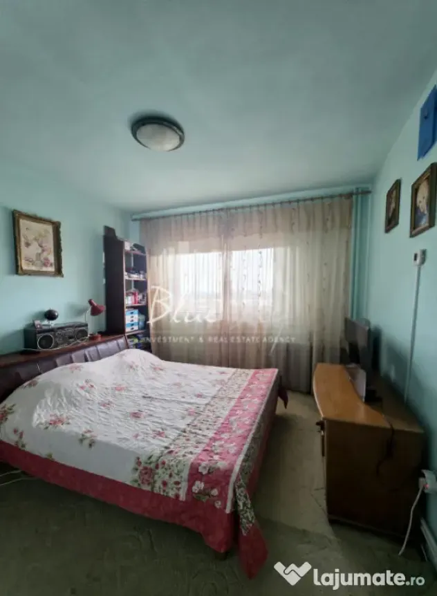 Apartament 5 camere situat in Zona Tomis Nord- Str. Cismelei - Constanta (Constanta)