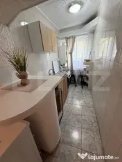Apartament 2 camere , et 4 , zona Facultatii Stefan cel Mar