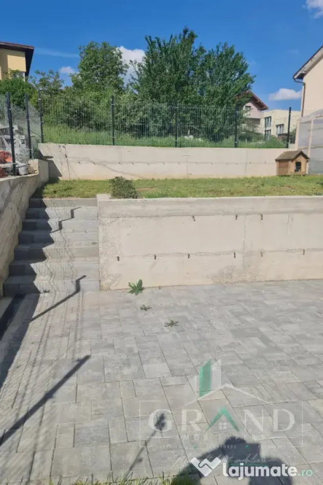 Casă NOUĂ tip duplex, în Dâmbul Rotund-Calea Baciului - Cluj-Napoca (Cluj)
