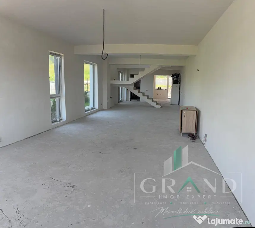 Casă NOUĂ tip duplex, în Dâmbul Rotund-Calea Baciului - Cluj-Napoca (Cluj)
