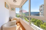 Apartament 3 camere, spatios în zona P-ta Sfanta Vineri/Centru Vechi 