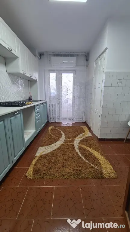 Oferind spre închiriere garsoniera în Curtea de Arges