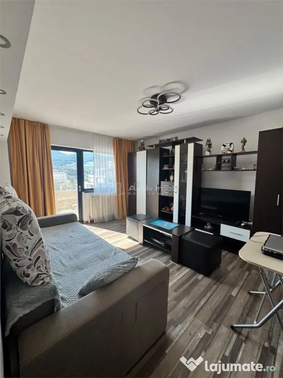 2 camere - Decebal - Etaj 7 - Deva (Hunedoara)