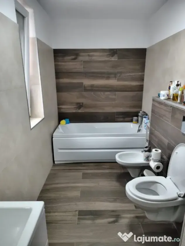 Duplex de vanzare - despartit prin camera tehnica - Giroc (Timis)