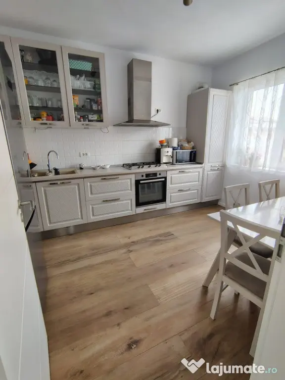 Duplex de vanzare - despartit prin camera tehnica - Giroc (Timis)