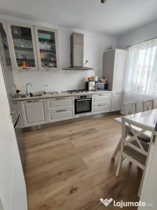 Duplex de vanzare - despartit prin camera tehnica - Giroc (Timis)