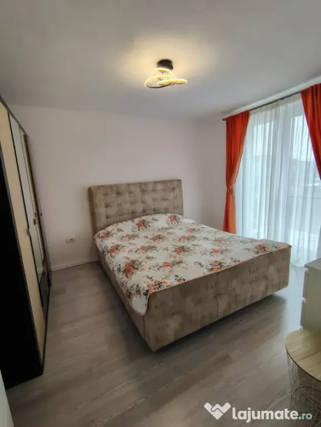 Duplex de vanzare - despartit prin camera tehnica - Giroc (Timis)