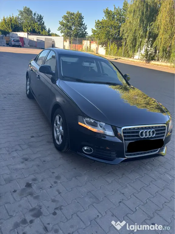 Audi A4 B8 sedan