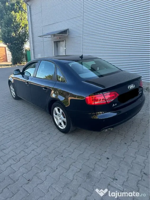 Audi A4 B8 sedan