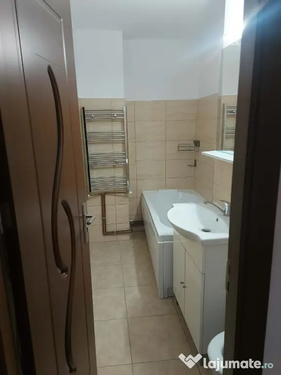 Garsoniera de vanzare