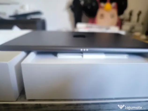 iPad (9th Generation) Wi-Fi / 64 GB