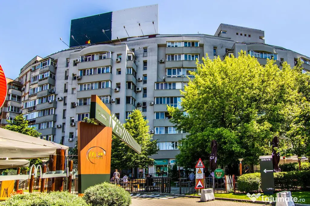 Dristor 3 camere lângă Mc Donald’s, 2 băi cu geam, decomandat, bucatarie 10 mp - Bucuresti (Bucuresti-Ilfov)