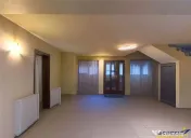 Vila individuala,5 camere,5 bai,170mp utili,areal A,teren 6 