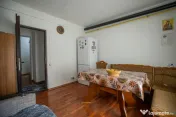 Apartament 2 camere de vânzare în zona Pod Butelii - Blocu