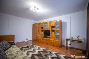 Apartament 2 camere de vânzare în zona Pod Butelii - Blocu
