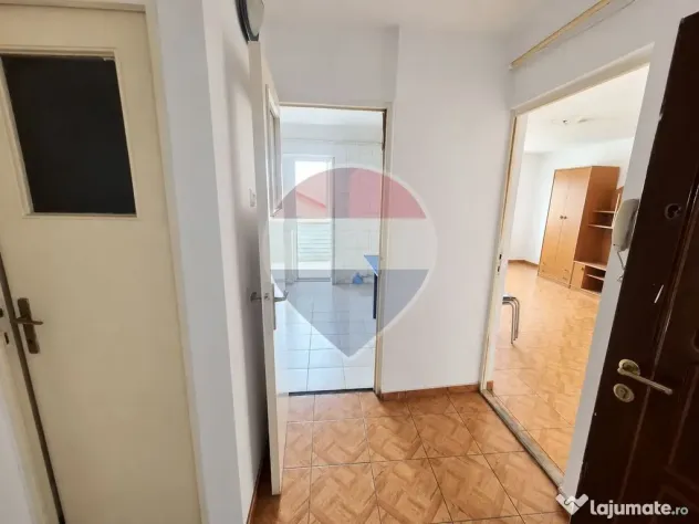 Apartament de vânzare 3 camere decomandat Voluntari - Voluntari (Bucuresti-Ilfov)