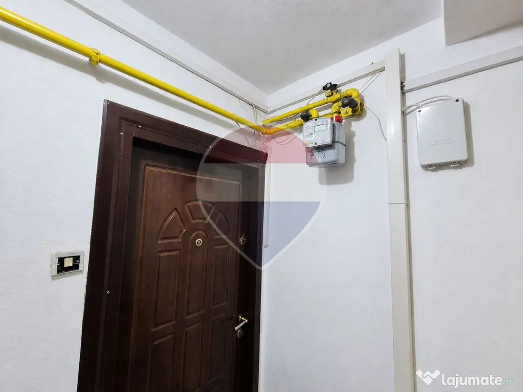 Apartament de vânzare 3 camere decomandat Voluntari - Voluntari (Bucuresti-Ilfov)
