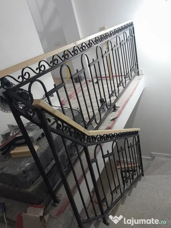 Garduri, porți, balustrade, balcoane, copertine și pergole la comandă