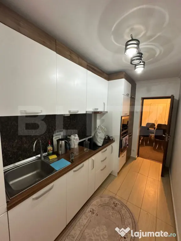 Apartament 3 camere, 64 mp + 7mp extindere, semidecomandat, - Suceava (Suceava)